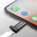 Yesido-GS05-Micro-to-Lightning-Adapter-2-600x600-1.webp